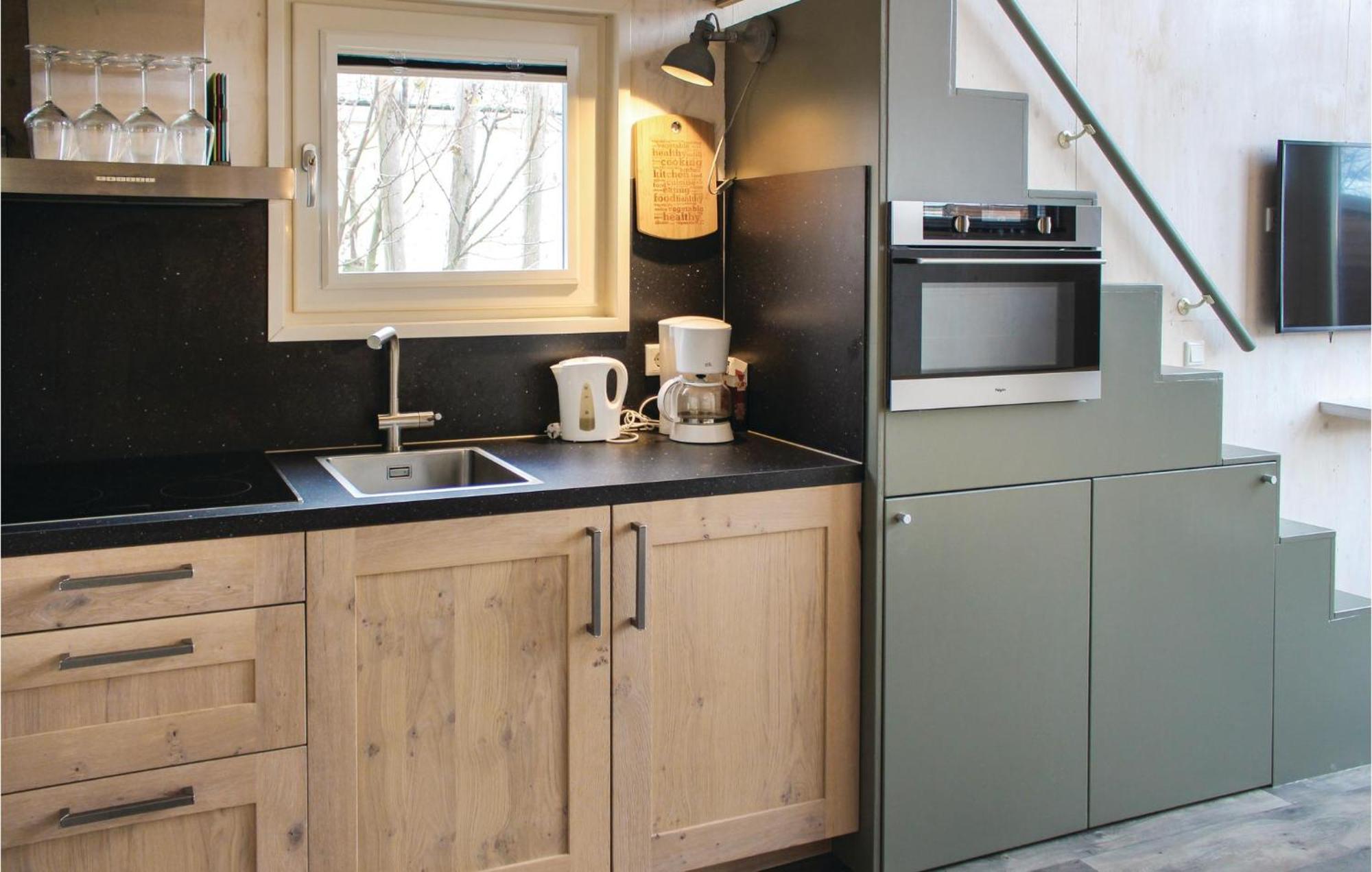 Cozy Home In Sint-Annaland With Kitchen 外观 照片